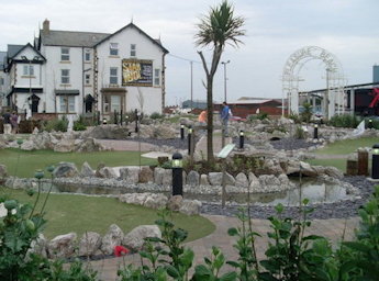 View of the mini-golf in daytime.