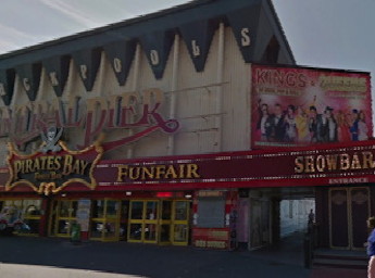 Central Pier Showbar