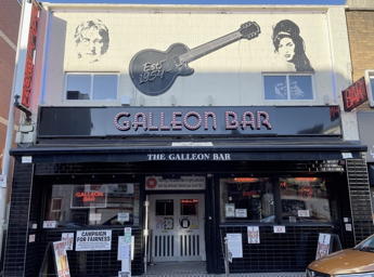 Galleon Bar