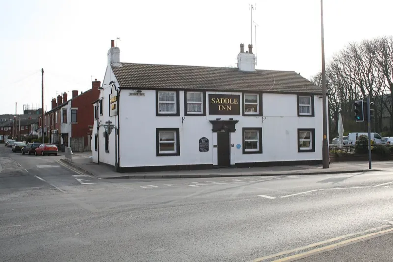 Saddle Inn